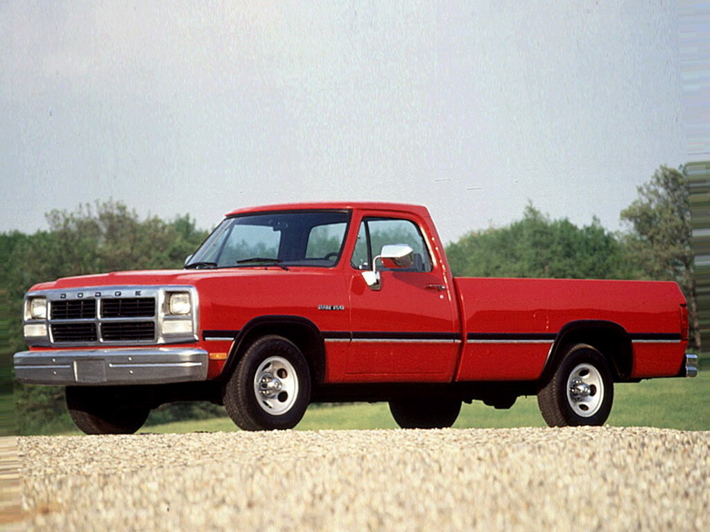 Dodge Ram 1 поколение, 2-й рестайлинг, пикап (08.1990 - 07.1993)